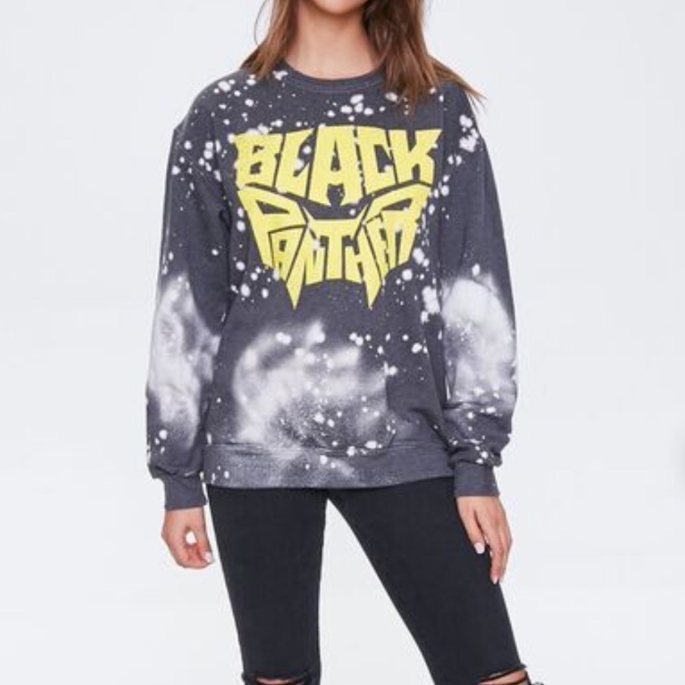 BLACK Panther Graphic Pullover